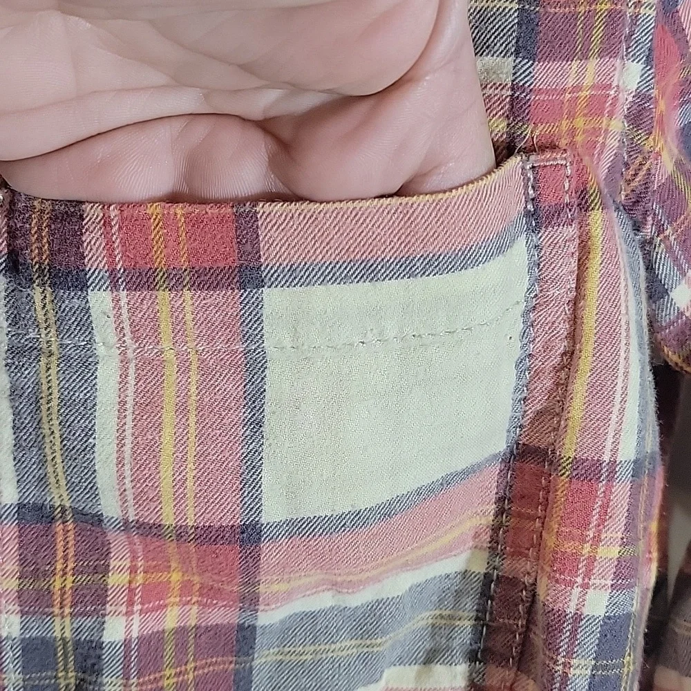 SO Women's Cozy Flannel Size Small - Picture 4 of 6